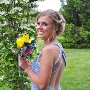 Meet your Posher, Lauren